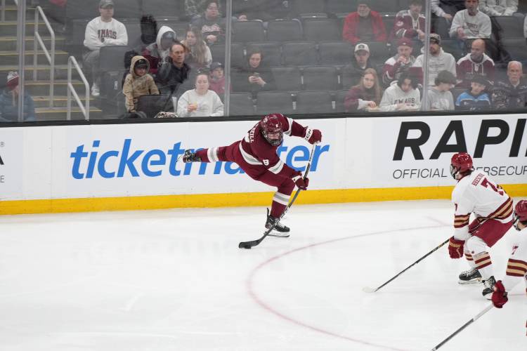 Hockey East Scores