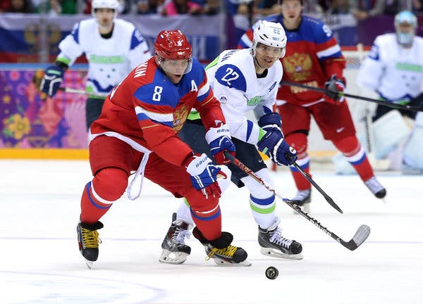 Are Ice Hockey Games Cold?
