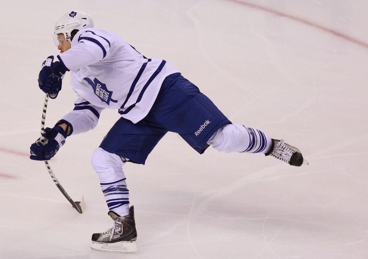 What Hockey Stick Flex Should I Use: Expert Tips for Optimal Performance